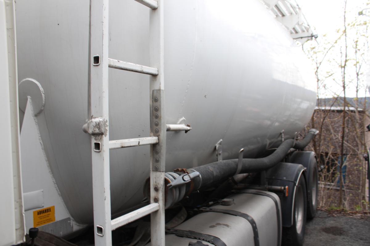 2010 Volvo FH-540 Tank/Bulk Bil, 500000 km