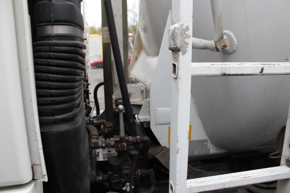 2010 Volvo FH-540 Tank/Bulk Bil, 500000 km
