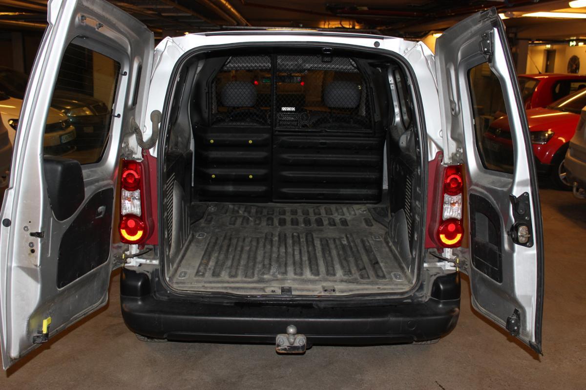 2009 Peugeot Partner, Hengerfeste/Servicer, 109000km