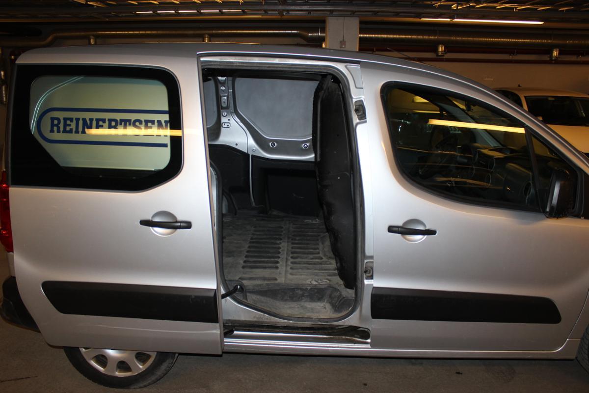 2009 Peugeot Partner, Hengerfeste/Servicer, 109000km