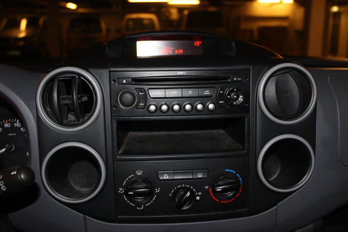2009 Peugeot Partner, Hengerfeste/Servicer, 109000km